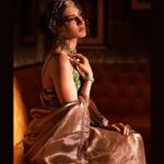 Erica Fernandes Instagram - One of my favourite looks from our photo shoot @amitkhannaphotography Photography: @amitkhannaphotography Outfit courtesy : @shrushti_216 Makeup: @Makeupby_tanvi Hair: @hair_by_rahulsharma Outfit: @sawangandhiofficial Jewellery: @tyaanijewellery Seeshpati: @aquamarine_jewellery Location: @meluha_the_fern Artist Reputation management @shimmerentertainment