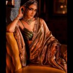 Erica Fernandes Instagram - One of my favourite looks from our photo shoot @amitkhannaphotography Photography: @amitkhannaphotography Outfit courtesy : @shrushti_216 Makeup: @Makeupby_tanvi Hair: @hair_by_rahulsharma Outfit: @sawangandhiofficial Jewellery: @tyaanijewellery Seeshpati: @aquamarine_jewellery Location: @meluha_the_fern Artist Reputation management @shimmerentertainment