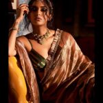Erica Fernandes Instagram - One of my favourite looks from our photo shoot @amitkhannaphotography Photography: @amitkhannaphotography Outfit courtesy : @shrushti_216 Makeup: @Makeupby_tanvi Hair: @hair_by_rahulsharma Outfit: @sawangandhiofficial Jewellery: @tyaanijewellery Seeshpati: @aquamarine_jewellery Location: @meluha_the_fern Artist Reputation management @shimmerentertainment