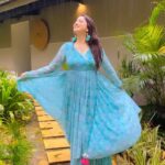 Eshanya Maheshwari Instagram - Rain is just confetti from the sky…💙✨🌧 Outfit by @everbloomindia Location @ayatana.coorg #bloom #blue #ootd #travel #coorg #reelsinstagram #feelitreelit #Esshanyamaheshwari #esshanya #travelblogger #fashionblogger #styleblogger