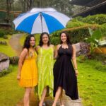 Eshanya Maheshwari Instagram - Happy birthday mom @maheswariswati 😘❤️✨💫💗 This special day is all about you! And you know my everyday is from you… take time and treat yourself because you deserve all the love and happiness in the world! We 3 and our small world 🌎 full of adventures and laughters, making memories to cherish for life I love you so so so much ❤️❤️❤️ #happybirthday #travel #travelgram #birthdaygirl #mom #coorg Ayatana Resort