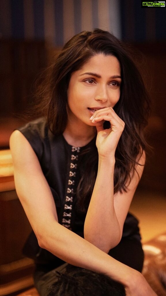 Freida Pinto Instagram - An afternoon in London…. Photographed @bypip for @amazingmagazine Styled by @toniblaze Hair by @dayaruci Makeup by @naokoscintu using @inikaorganic Nails by @emilyroselansley Art Director @jeffreythomson Production Director @morganemillot Photography Assistant @jemrigby Fashion Assistants @yascwilliams @faraibrodersen Hair Assistant @anais_rosenthal_ Production Assistant @kaijon___ Special thanks to @mondrianshoreditch @narrativepr London, United Kingdom