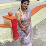 Gabriella Charlton Instagram - Flowers and viboothi is a vibe 🪔 Saree and blouse customised by @sdduniqueboutique_97