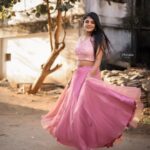Gabriella Charlton Instagram - Swipe right for a happier picture 😛 . Wearing @suresh.menon 💕 for #morattusingles Thank you @chennai.allcollections for the jewellery Mua & Hair @haripriyamakeupartist Photographed by @vino_francis_roy #vijaytelevision