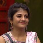 Gabriella Charlton Instagram - Stay strong and keep moving forward in your path. And do so with a smile on your face. 😇 Also, special mention to @suresh.chakravarthy , thank you for being a great competitor and fellow contestant! We wish you the best on your endeavors! Outfit by @bandananarulaofficial #biggbosstamil4 #biggbosstamil