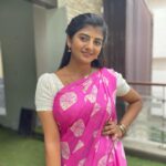 Gabriella Charlton Instagram - Feeling cute! 😋 Saree and blouse customised by @sdduniqueboutique_97 ✨ #kavya