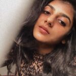 Gabriella Charlton Instagram - With or without scars, I’m slowly learning to accept myself just the way I am. The process is harder when people around/on the internet pick on your flaws and make it a topic. Spread love or just let them be. 💕