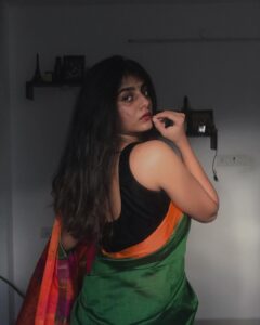 Gabriella Charlton Instagram - Gorgeous saree from my fav 😛 @yesweshopp
