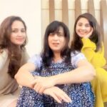 Gajala Instagram - Kaise Dost hai ….😂😂🤣🤣 @shahdaisy @dj_aashikaa . . . . . . . . #gajala #gazala #daisyshah #djaashikaa #reelitfeelit #reelkarofeelkaro #reelsinstagram #comedy #friendship #love #happiness #bollywood