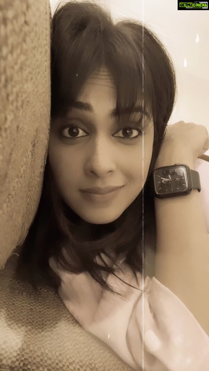 Actress Genelia D'Souza HD Photos and Wallpapers August 2022 - Gethu Cinema Actress Genelia D'Souza HD Photos and Wallpapers August 2022 - Gethu Cinema