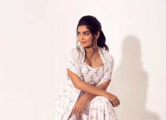 Gouri G Kishan Instagram - Give those you love wings to fly, roots to come back to and reasons to stay 🤍 ~Dalai Lama Shot by @balakumaran.19 Styled by @deekshitanikkam Makeup by @makeupwithshruthi Hairstylist @suganthi.themua Wardrobe @wasabistore.in Chennai, India