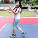 Hariprriya Instagram - Life’s a game, all you have to do, is know how to play it 🥰 #mondaymotivation #basketballtime #reelitfeelit #reelsinstagram #reelsindia #reelsvideo #reels
