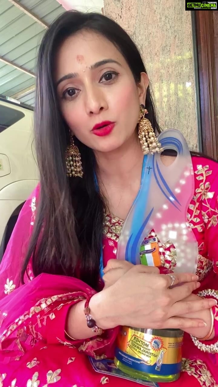 Harshika Poonacha Instagram - Honoured Blessed and Delighted to be the receiving the Most Dignified National Award “THE MOTHER THERESA MEMORIAL NATIONAL AWARD for SOCIAL JUSTICE ” on behalf of our BHUVANAM FOUNDATION. We Voraciously accept this Award and Thank each one of you for nominating us 🙏 We promise to work harder and be there for the people who need us 🙏 Thankyou ♥️