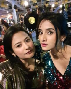 Harshika Poonacha Instagram - On the day I met you, I realised God has blessed me with an elder sister I wasn’t born with ❤️❤️❤️ @shilpaaganesh maam I love you 😘 Wish you a very very happy birthday my soul sister , God bless you and wishing many many years of happiness and togetherness 🥰🥰🥰🥰 Let’s keep partying and then workout to look the same or much younger every year 🙈😂😻 Pondicherry