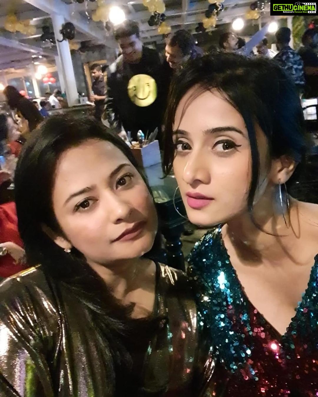 Harshika Poonacha Instagram - On the day I met you, I realised God has blessed me with an elder sister I wasn’t born with ❤️❤️❤️ @shilpaaganesh maam I love you 😘 Wish you a very very happy birthday my soul sister , God bless you and wishing many many years of happiness and togetherness 🥰🥰🥰🥰 Let’s keep partying and then workout to look the same or much younger every year 🙈😂😻 Pondicherry