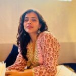 Hebah Patel Instagram – Only meet @monajoshi so she can take pictures of me! Mumbai, Maharashtra