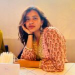 Hebah Patel Instagram – Only meet @monajoshi so she can take pictures of me! Mumbai, Maharashtra