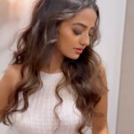 Helly Shah Instagram – Ok I made a transition reel myself 🥹🙂🤓