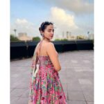 Helly Shah Instagram – Piya Basanti re…… ❤️

Wearing ~ @aachho