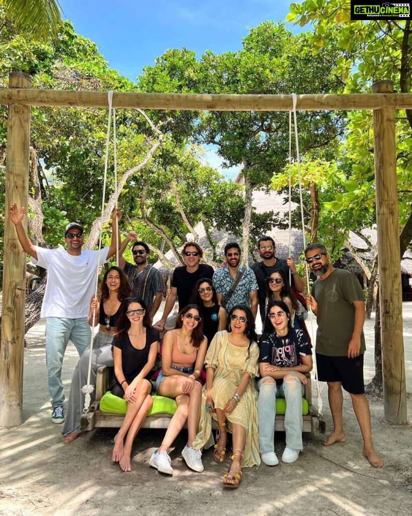 Ileana D'Cruz Instagram - Bet you can’t tell what an amazing time we had ♥️ - Also why am I the only one not wearing sunglasses??? 🤔