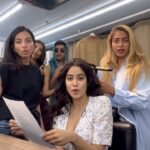Janhvi Kapoor Instagram - Aap kaise dikhte hain aur kaise hain asal mein? Bataiye zara 🦚 nikaliye apne Mor wale pankh 😉 Mor Mor out now! Link in bio 🌈 #goodluckjerry