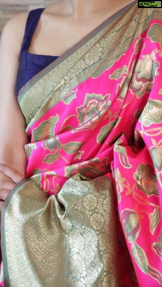 Joy Crizildaa Instagram - To place an order Kindly DM ! ❤️ Disclaimer : color may appear slightly different due to photography No exchange or return Unpacking video must for any sort of damage complaints Threads here and there, missing threads,colour smudges are not considered as damage as they are the result in hand woven sarees. #joycrizildaa #joycrizildaasarees #handloom #onlineshopping #traditionalsaree #sareelove #sareefashion #chennaisaree #indianwear #sari #fancysarees #iwearhandloom #sareelovers #sareecollections #sareeindia