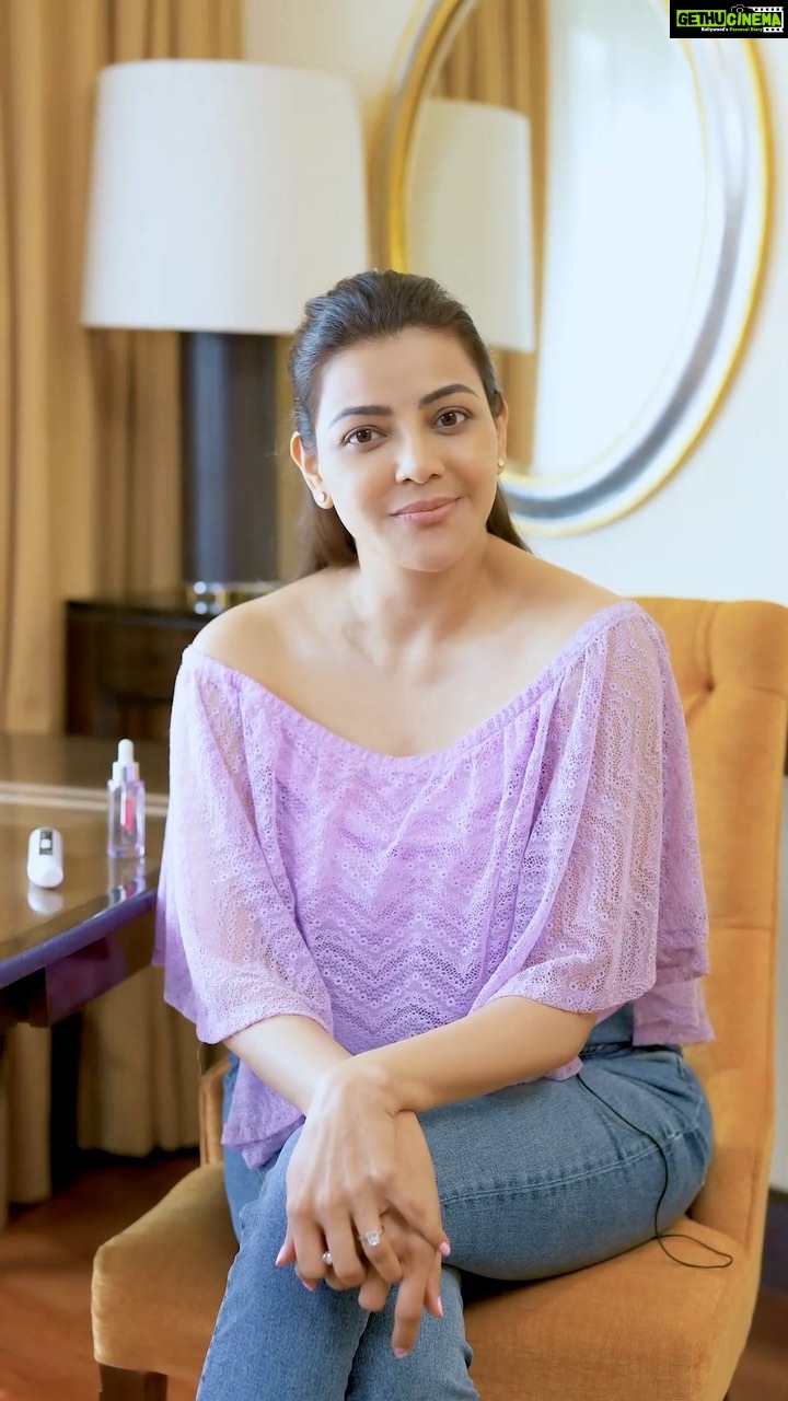 Kajal Aggarwal Instagram - Absolutely in love with the Hyaluronic Acid Serum by L'Oreal Paris. This serum consists of micro HA molecules which penetrate deeper into the skin and give that instant Kajal Aggarwal Instagram - Absolutely in love with the Hyaluronic Acid Serum by L'Oreal Paris. This serum consists of micro HA molecules which penetrate deeper into the skin and give that instant
