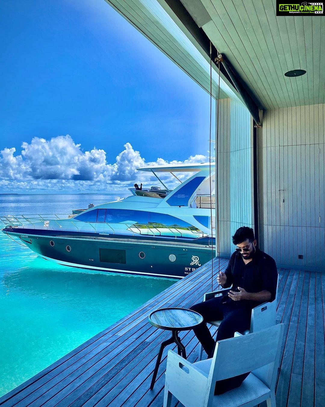 Kalidas Jayaram Instagram - The St. Regis Maldives Vommuli Resort