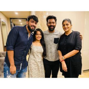 Kalidas Jayaram Instagram - Art speaks when words r unable to explain 😇
#paavakadhaigal 
@netflix_in 
@rsvpmovies