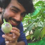 Kalidas Jayaram Instagram - Sadhya with our own vegetables 😉😜 Happy Onam 😁