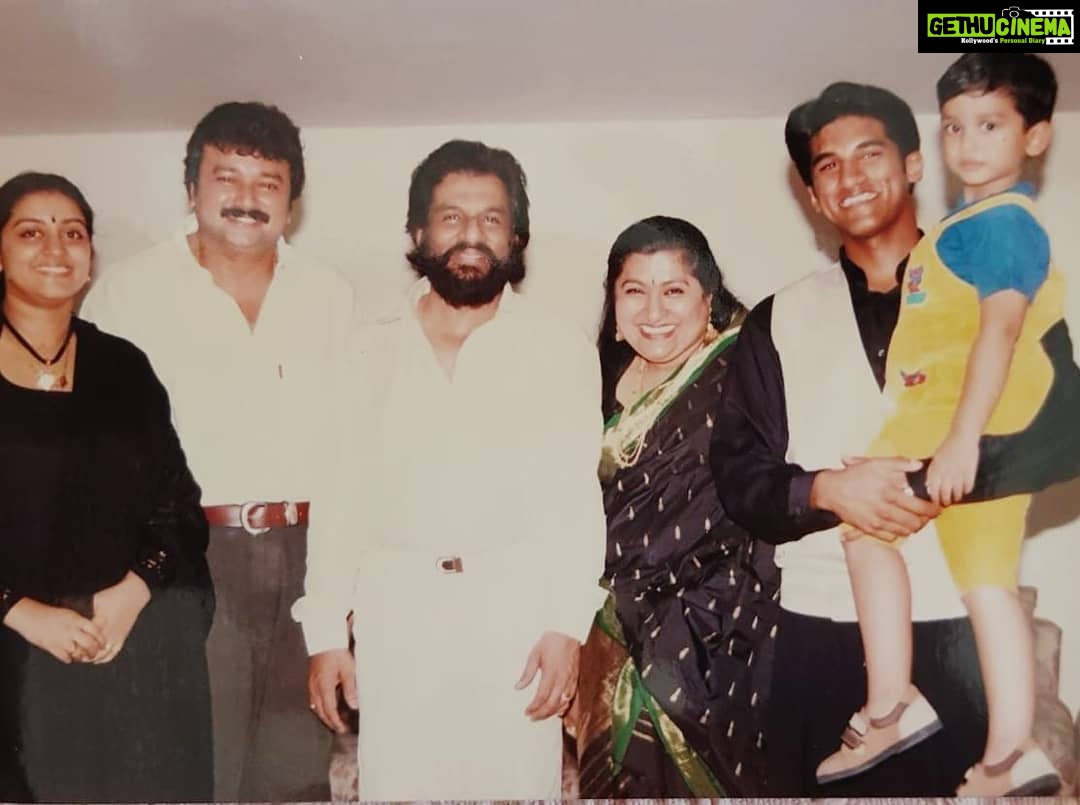 Kalidas Jayaram Instagram - Happy birthday to the one ,the only living legend DAS UNCLE ♥️