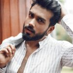 Kalidas Jayaram Instagram - 📸@anitakamaraj 🧥@gatsby.in Styled by @shilpaiyer Hair @vurvesalon Location @meadowlaneecr