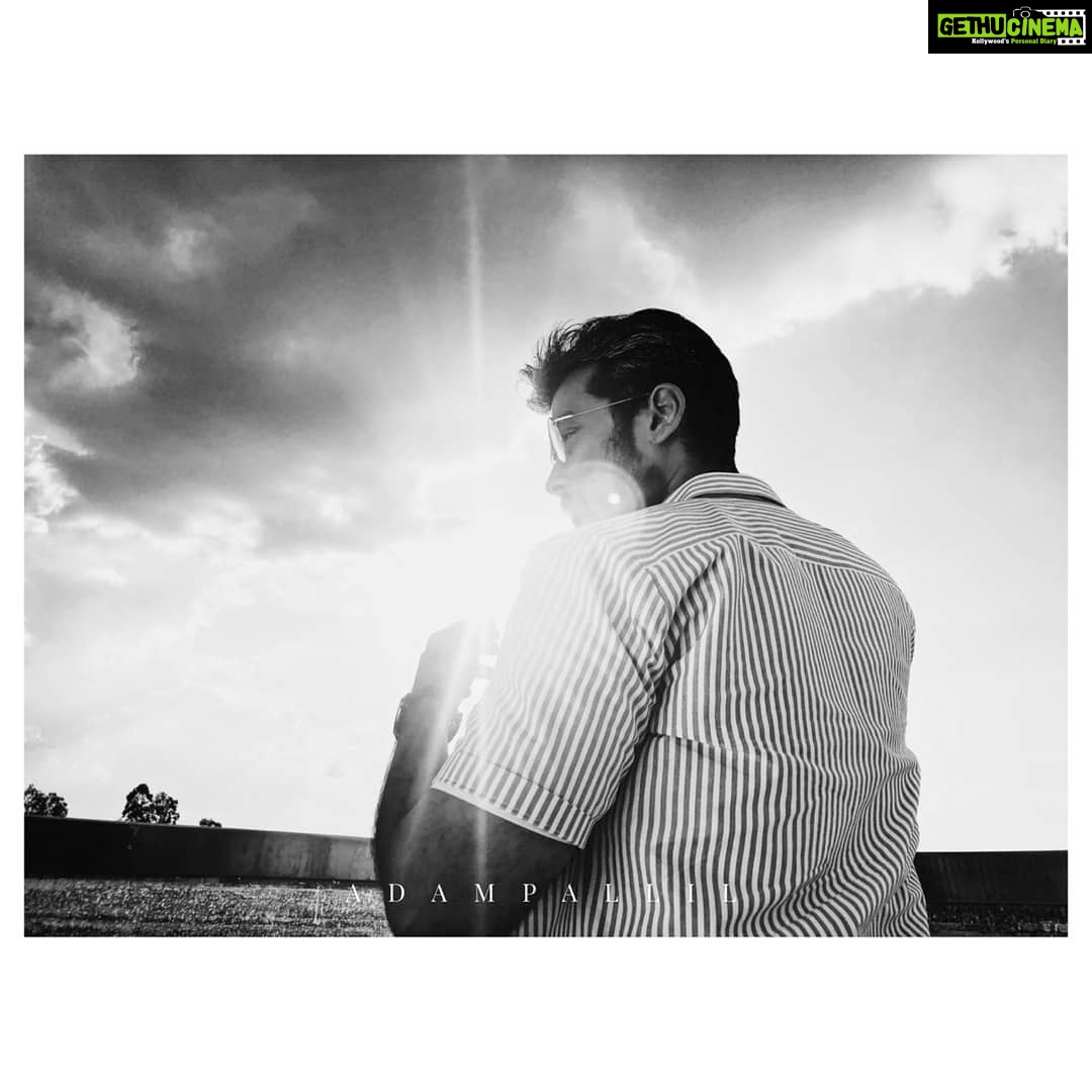 Kalidas Jayaram Instagram - “Live In The Moment, Detach Yourself From The Bothers Of Life.” ————————————————— Shot on #iphone @adampallil ————————————————— #kalidasjayaram #adampallil #bnw #mensfashionpost #fashionista