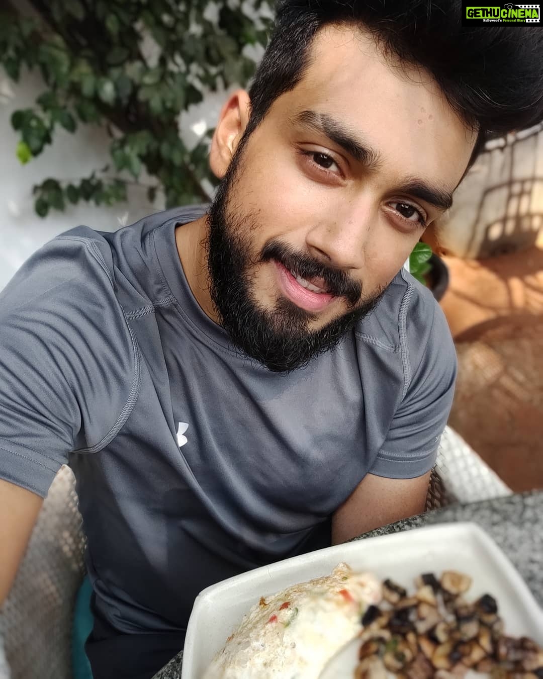 Kalidas Jayaram Instagram - YOU DID NOT WAKE UP TODAY TO BE MEDIOCRE Good morning 😘