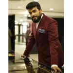 Kalidas Jayaram Instagram – EID MUBARAK 💞 🙏 to all my friends ..may this day be filled with love , prayers and happiness
Special shout out for all the amazing people at @gatsby.aliph & @heebasait  for gifting me this super cool double breasted suit on this special day 😁✌️