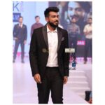 Kalidas Jayaram Instagram - Thank you @lulufashionweek_ind for making me walk on the ramp which I thought I could never do in my life...and to all the wonderful people present there yesterday who supported and cheered for me ...love you all ❤️ @lulu_mall Kochi, India