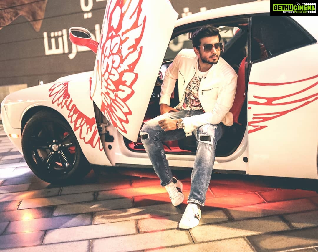 Kalidas Jayaram Instagram - #al #dodgechallenger PC @ashwinphotons