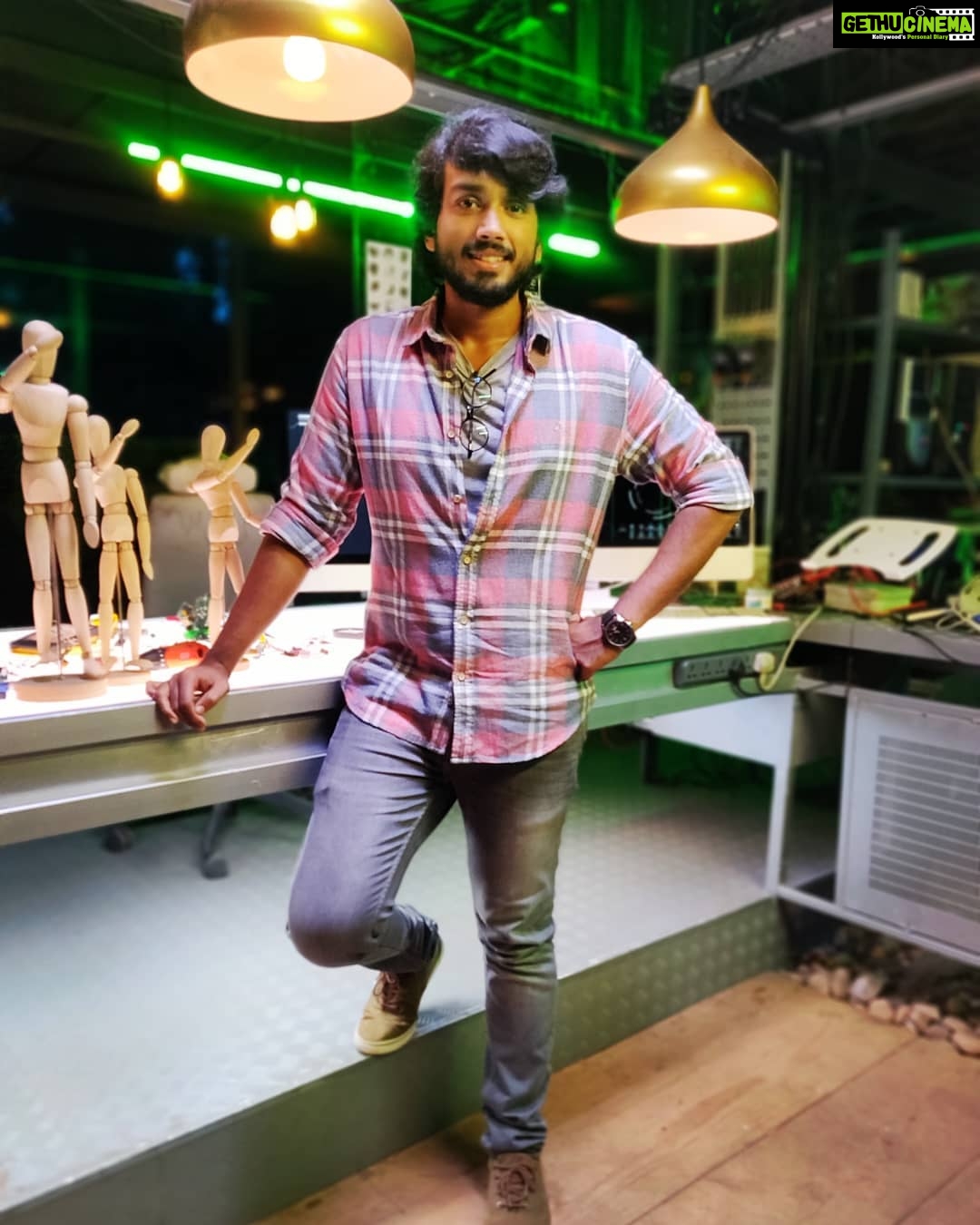 Kalidas Jayaram Instagram - JACKandJILL @santoshsivanasc_isc #finalstagesofshooting