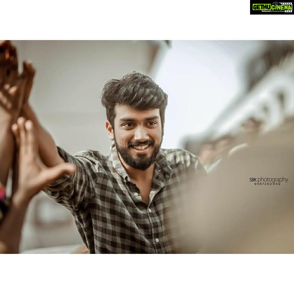 Kalidas Jayaram Instagram - Thank you all so much for the wonderful response 🙏🙏💙 Those who haven't watched it yet book your tickets right now! It's a movie dedicated to each and every FOOTBALL FAN!!! Comment your opinion if u have already watched the movie 😁🙏💙 Malappuram