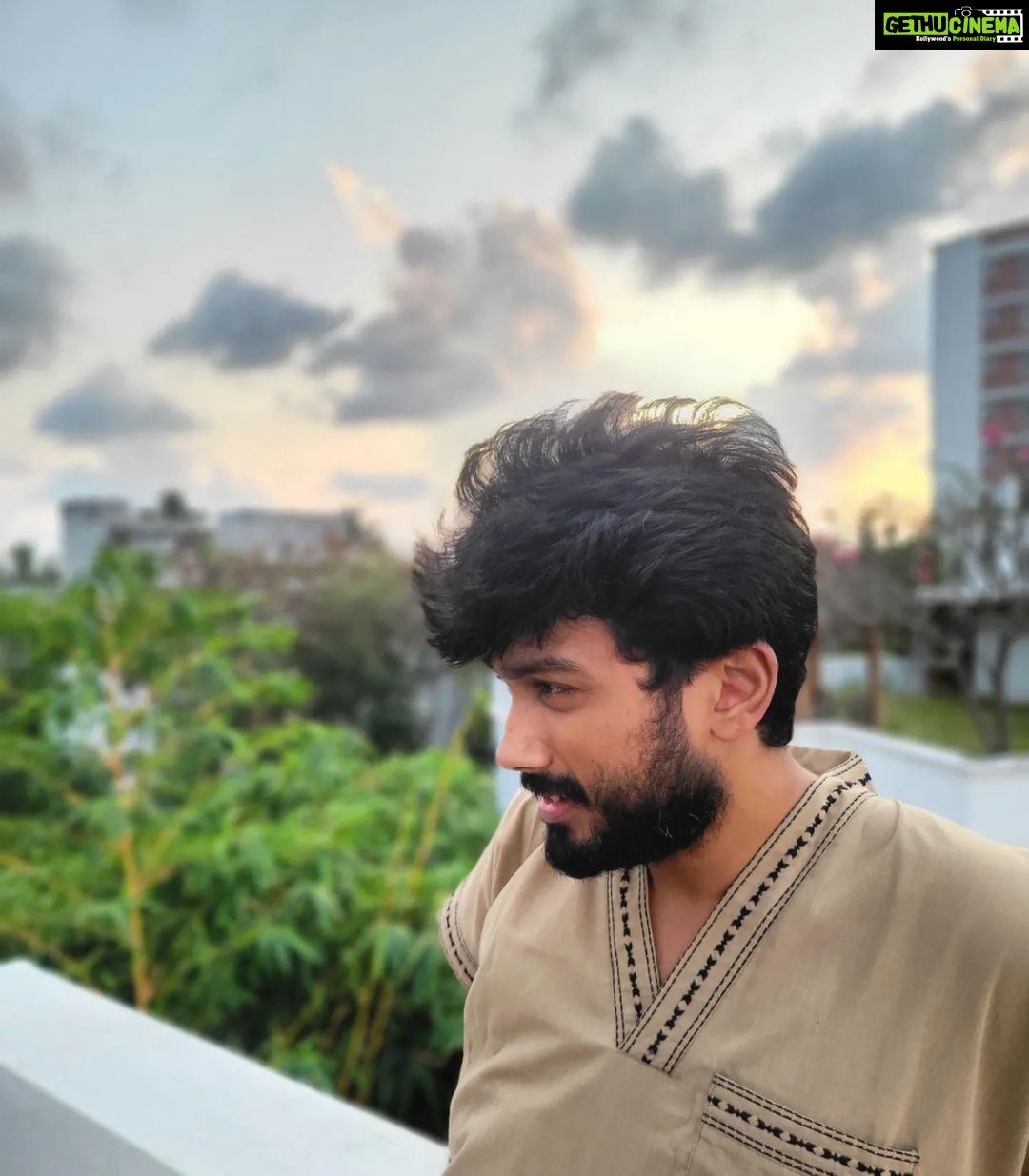 Kalidas Jayaram Instagram - Last one , I promise 🙏