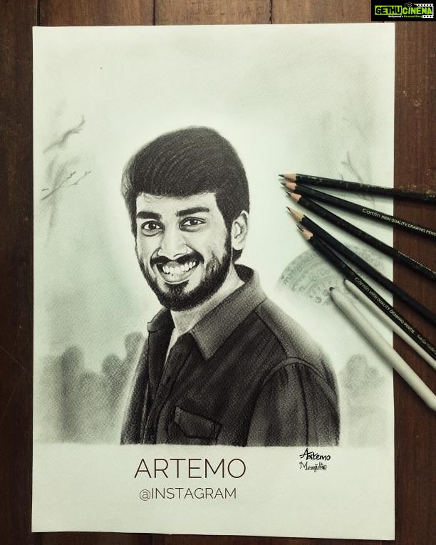 Kalidas Jayaram Instagram - Thank u artemo 😁