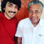 Kalidas Jayaram Instagram - With our honourable CM 😁 Pinarayi