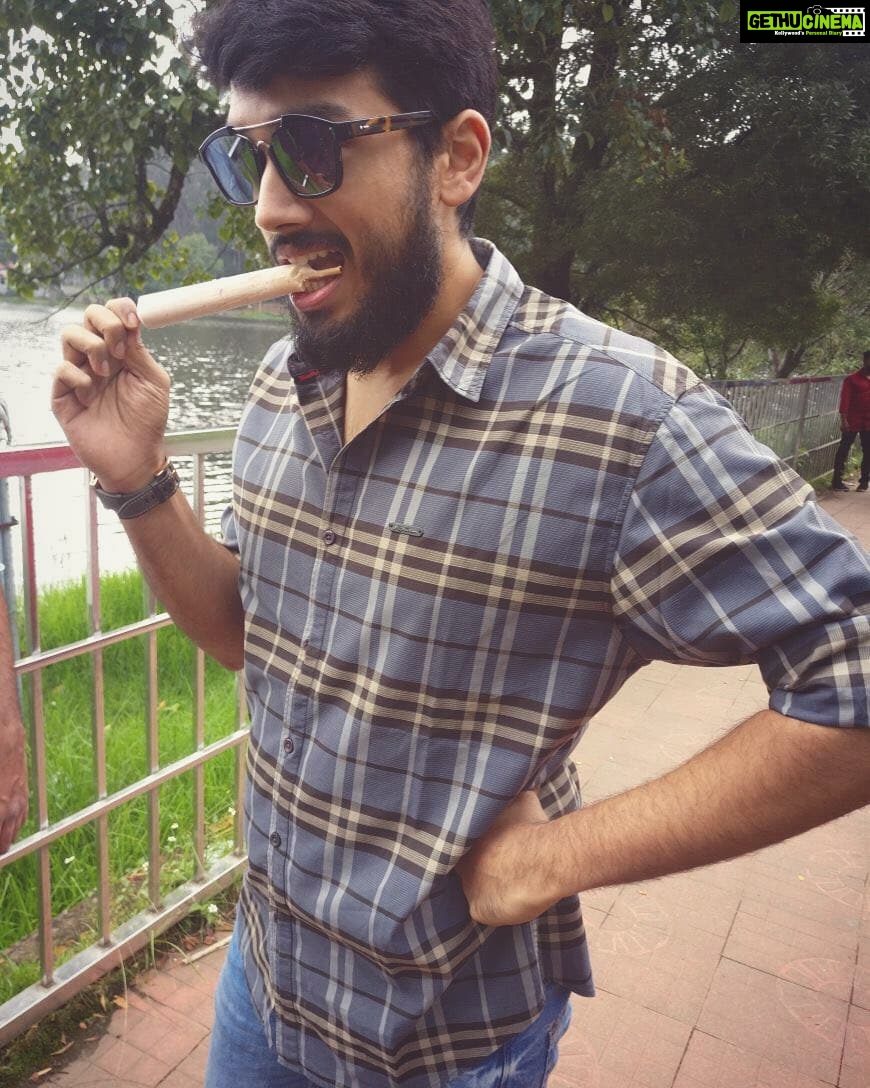 Kalidas Jayaram Instagram - Keep calm and chill😉🙊
