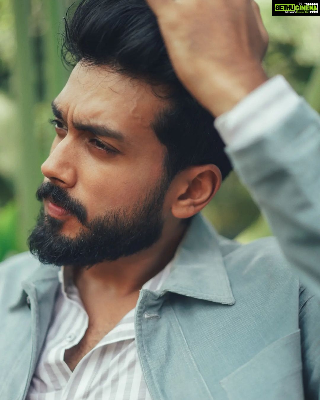 Kalidas Jayaram Instagram - "Ikigai" . . . 📸 : @anitakamaraj Styled by : @shilpaiyer 🧥:@gatsby.in Location :@meadowlaneecr Hair : @vurvesalon @mukeshdcruz