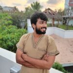 Kalidas Jayaram Instagram - السعادة ليست شيئاً يحصل بسهولة, فإنها تأتي من أفعالك. Happiness is not something readymade. It comes from your own actions