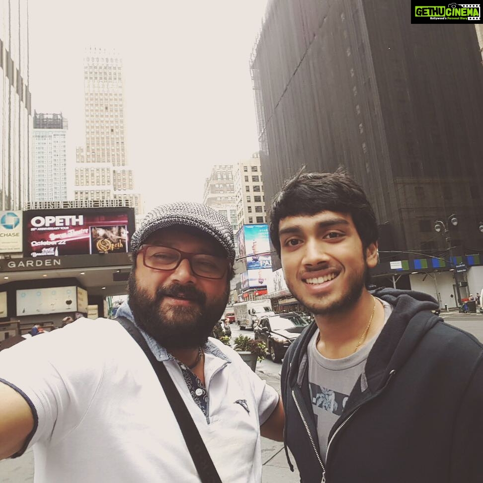 Kalidas Jayaram Instagram - #happyfathersday appaaaa I loweee you😍