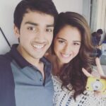 Kalidas Jayaram Instagram - Happy birthday @dishapatani ! Hope all your wishes come true! I need the treat when I come to Mumbai 😋🍰