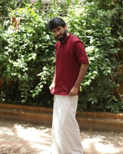 Kalidas Jayaram Instagram - Hey !! I got my cool outfit from Snapdeal and you can get yours too this Onam only on Snapdeal. You just have to download the app using the link below and win #Snapcash upto ₹150.

https://m.snapdeal.com/ctc?sc=onam&utm_source=FacebookKerala&utm_campaign=influbrandmarketing 

#BrandIndeQualityBazaarIndeVilayil #snapdeal #onam #shopping