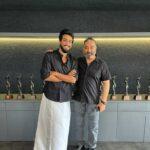 Kalidas Jayaram Instagram - Extremely elated to be a drop in this ocean of a film #vikram 🔥 Happy to join back with the one and only #andavar @ikamalhaasan sir 🙏 Thank you @lokesh.kanagaraj sir for this opportunity❤️ #arambichitom @rkfioffl Chennai, India