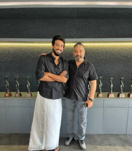 Kalidas Jayaram Instagram - Extremely elated to be a drop in this ocean of a film #vikram 🔥 Happy to join back with the one and only #andavar @ikamalhaasan sir 🙏 Thank you @lokesh.kanagaraj sir for this opportunity❤️ #arambichitom @rkfioffl Chennai, India
